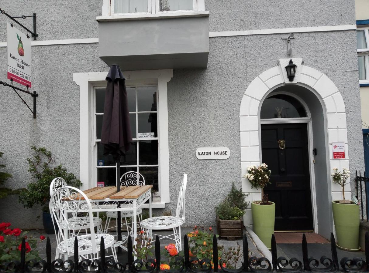 Eaton House Hotel Pembroke Exterior photo